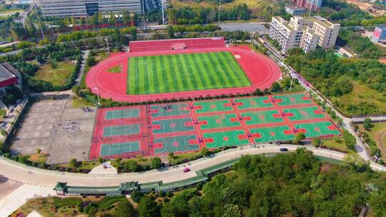 高清大学体育场航拍