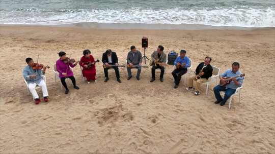 老年人摇滚乐团表演音乐乐器