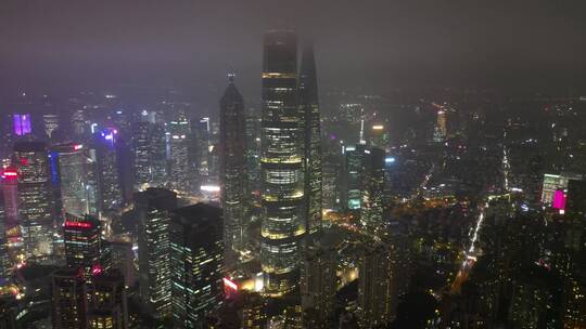 上海陆家嘴平流雾穿云城市夜景4K建筑航拍