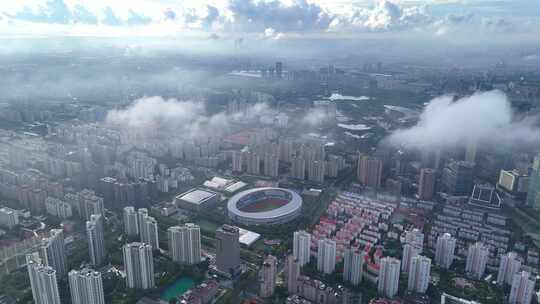 上海平流雾  云雾中的上海城市风景