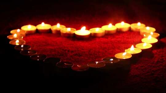 浪漫的爱心蜡烛 唯美爱情