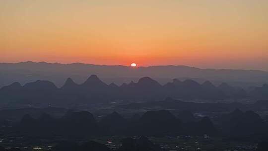 桂林阳朔喀斯特地貌日落延时视频素材模板下载