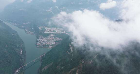 云南贵州拍自然风光大山山上高山云流