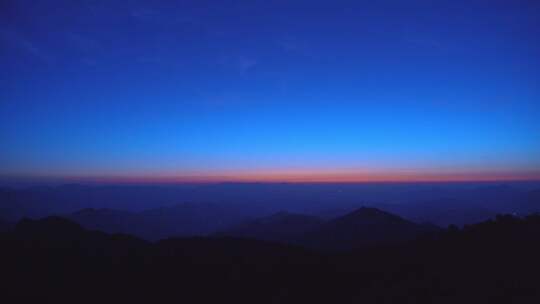 杭州临安大明山牵牛岗群山日出晨曦风景