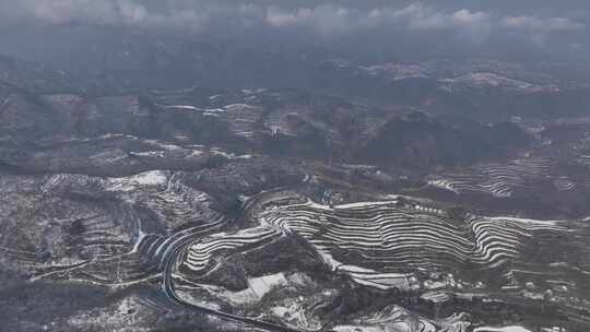 下雪 ￼ 云海 ￼户外 山峰 秦岭