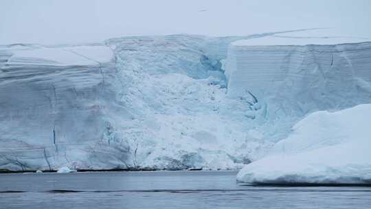 南极北极冰盖融化