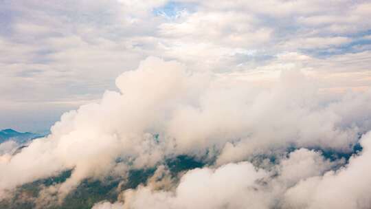 4k无人机航拍高山山区穿越云海延时视频