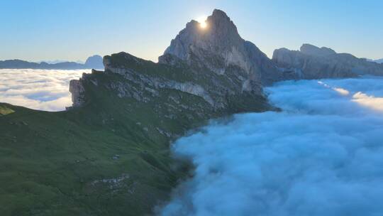意大利阿尔卑斯山脉景观视频素材模板下载