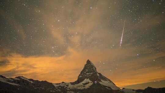 马特宏峰阿尔卑斯山瑞士雪峰滑雪延时星星之夜