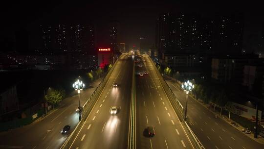 疫情下洛阳城市交通夜景