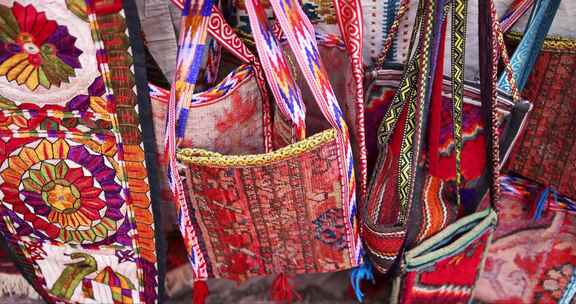 新疆喀什古城手工毯地毯毛毯