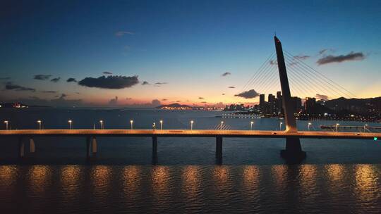 航拍深圳湾大桥夜景