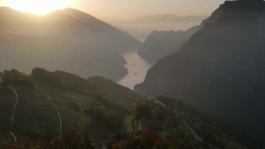 航拍长江三峡巫峡