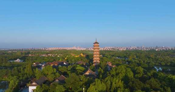 江苏省扬州市瘦西湖大明寺夕阳风光航拍素材