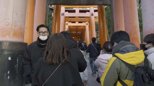 日本人街拥挤