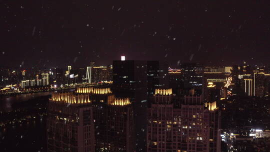长沙下雪城市夜景灯光秀唯美航拍