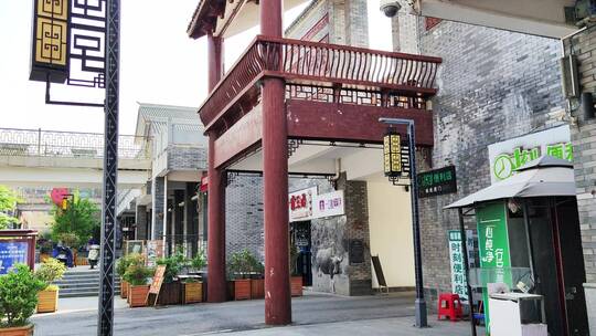 疫情小区核酸检查路上行人车辆门店