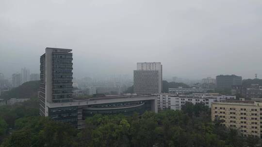 阴天重庆西南大学中心图书馆航拍