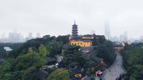 南京市古鸡鸣寺航拍风光