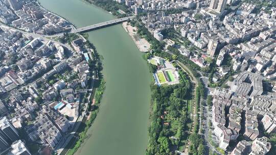 广州从化区航拍街口大桥流溪河城市建筑风光