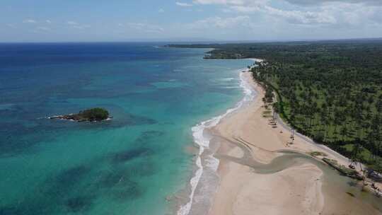 加勒比海岸线，沙滩和蔚蓝的大海，Play