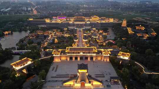 航拍湖北襄阳中国唐城影视基地夜景