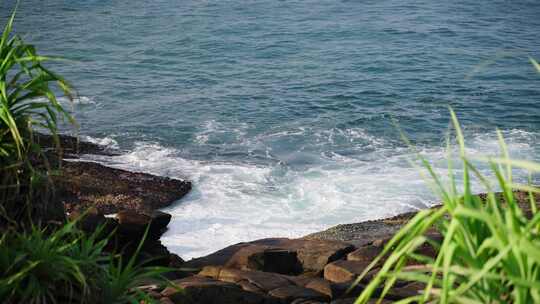 海，波浪，岩石，飞溅