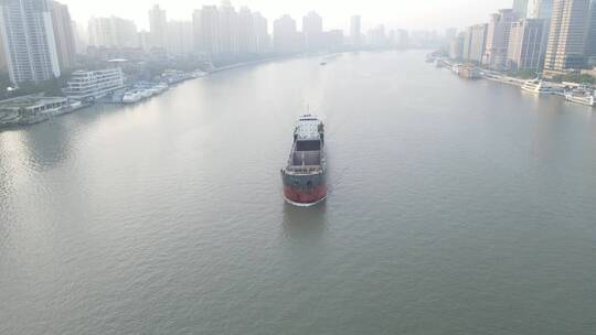 上海陆家嘴外滩黄浦江轮渡地标建筑日出航拍