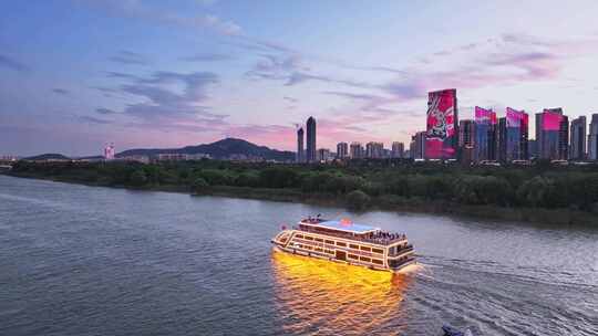 长沙湘江夜景游船轮渡航拍