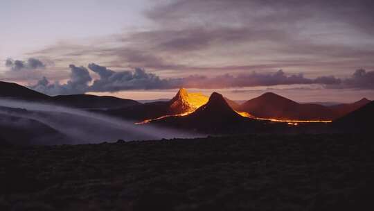 火山，火山喷发，熔岩，岩浆