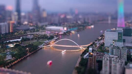 广州海心桥移轴效果