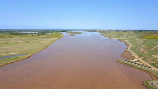 黄河岸边湿地滩地-秋天平原河套大地