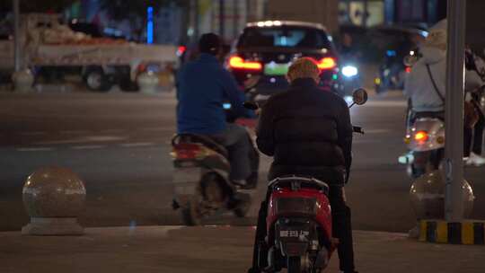 快速路高架桥岔路口车流电动车行人夜景合集