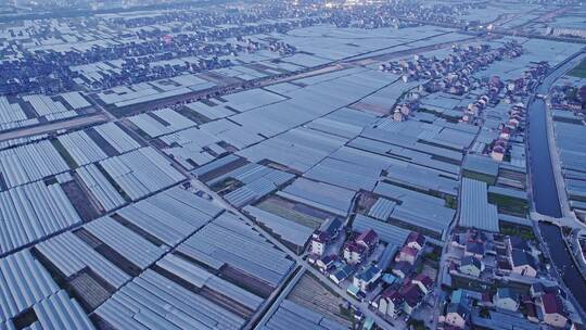 航拍大型农场田地自然风景视频素材模板下载