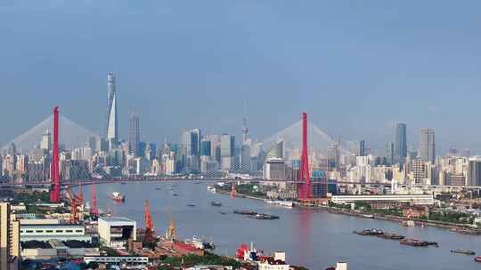 航拍上海杨浦大桥与陆家嘴