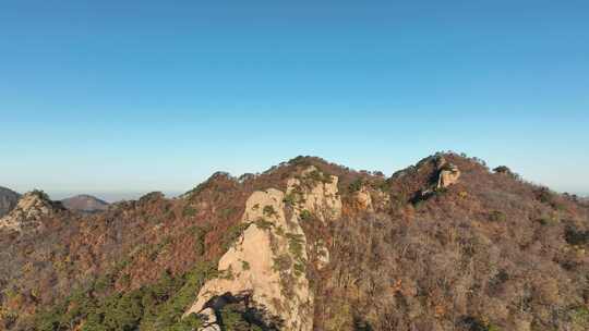 航拍千山山巅石峰景色