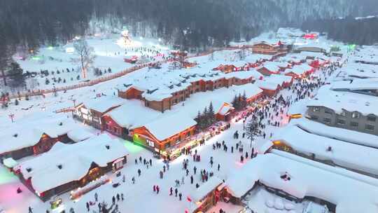 中国雪乡特色建筑雪景俯瞰全景