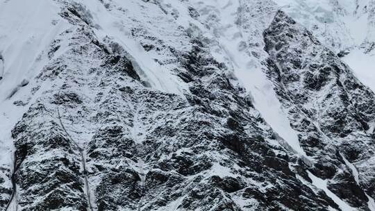 航拍四川甘孜贡嘎山区雪山冰川风光