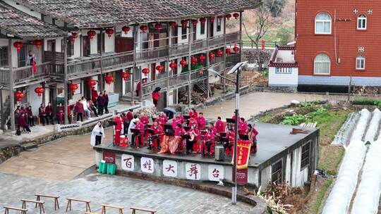 乡村百姓大舞台文艺表演