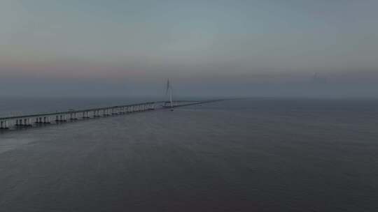 航拍杭州湾跨海大桥海天一洲视频素材模板下载