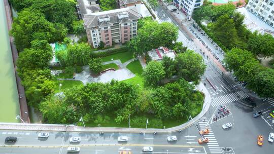 三亚城市公园街道绿地航拍视频素材模板下载