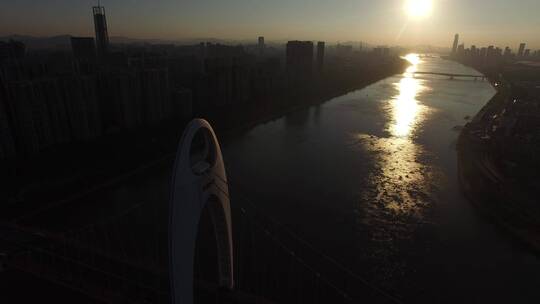 广州夕阳下的猎德大桥视频素材模板下载