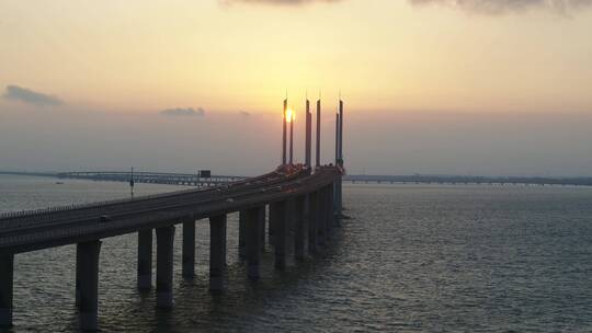 航拍胶洲湾跨海大桥