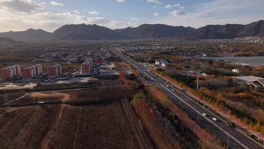 航拍石家庄秋天蓝天白云城市道路