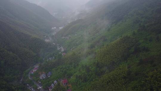 山谷 群山 迷雾 雾 航拍 山顶