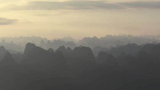 广西桂林山水水墨画 桂林山水甲天下