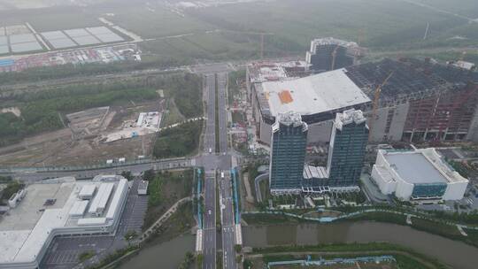 上海浦东新区临港小区建设4K航拍视频素材模板下载