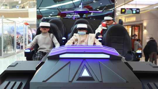 商场小朋友VR游戏体验虚拟体验娱乐