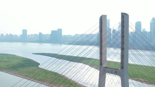 江西八一大桥跨江大桥