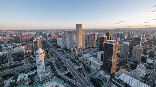 北京城市日转夜延时，国贸桥车水马龙